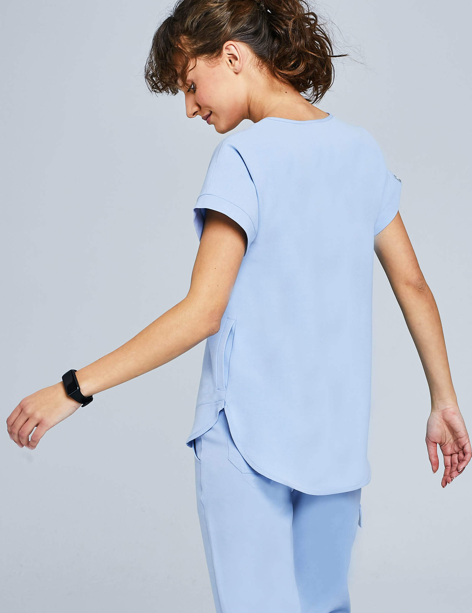 Scrub Top Kendall - CEIL BLUE