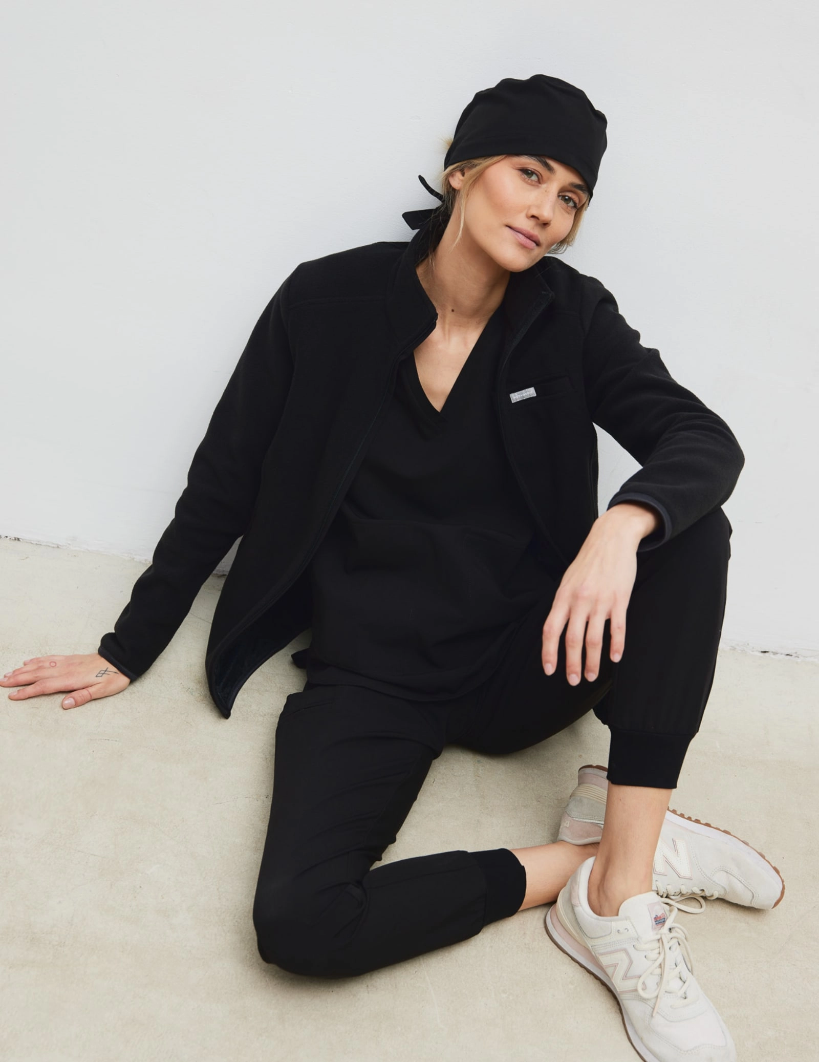 Women's COZY HEAT fleece sweatshirt - Black