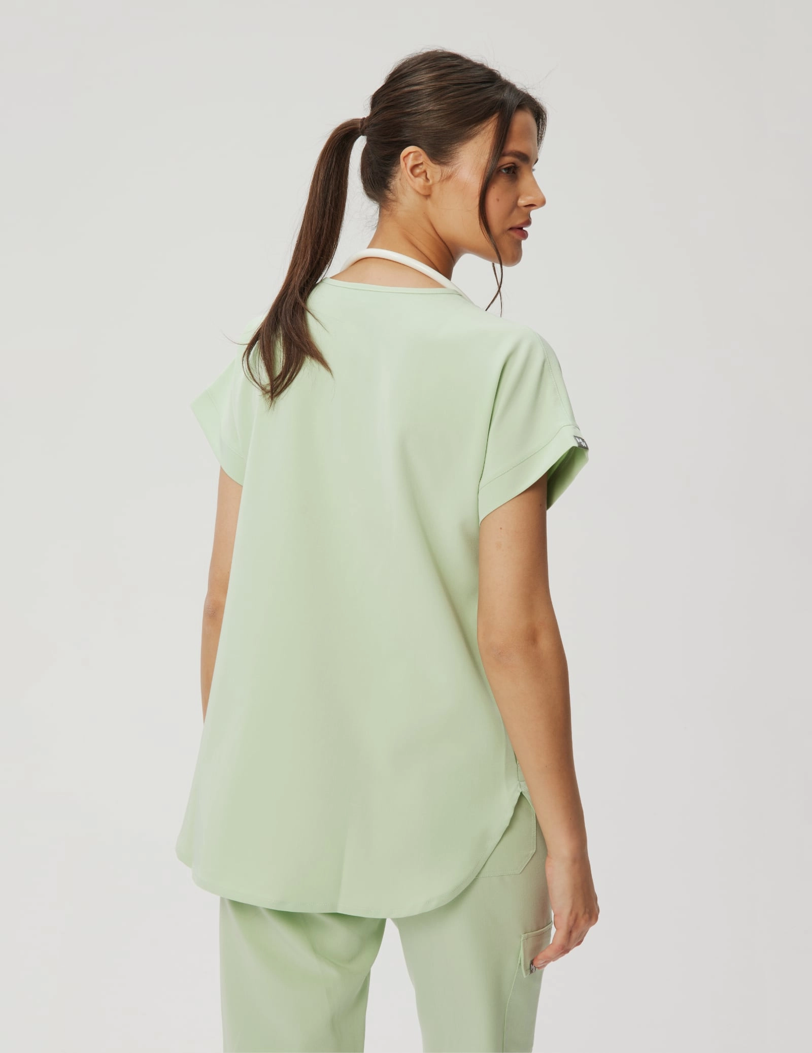 Kendall Scrub Top - MATCHA LATTE