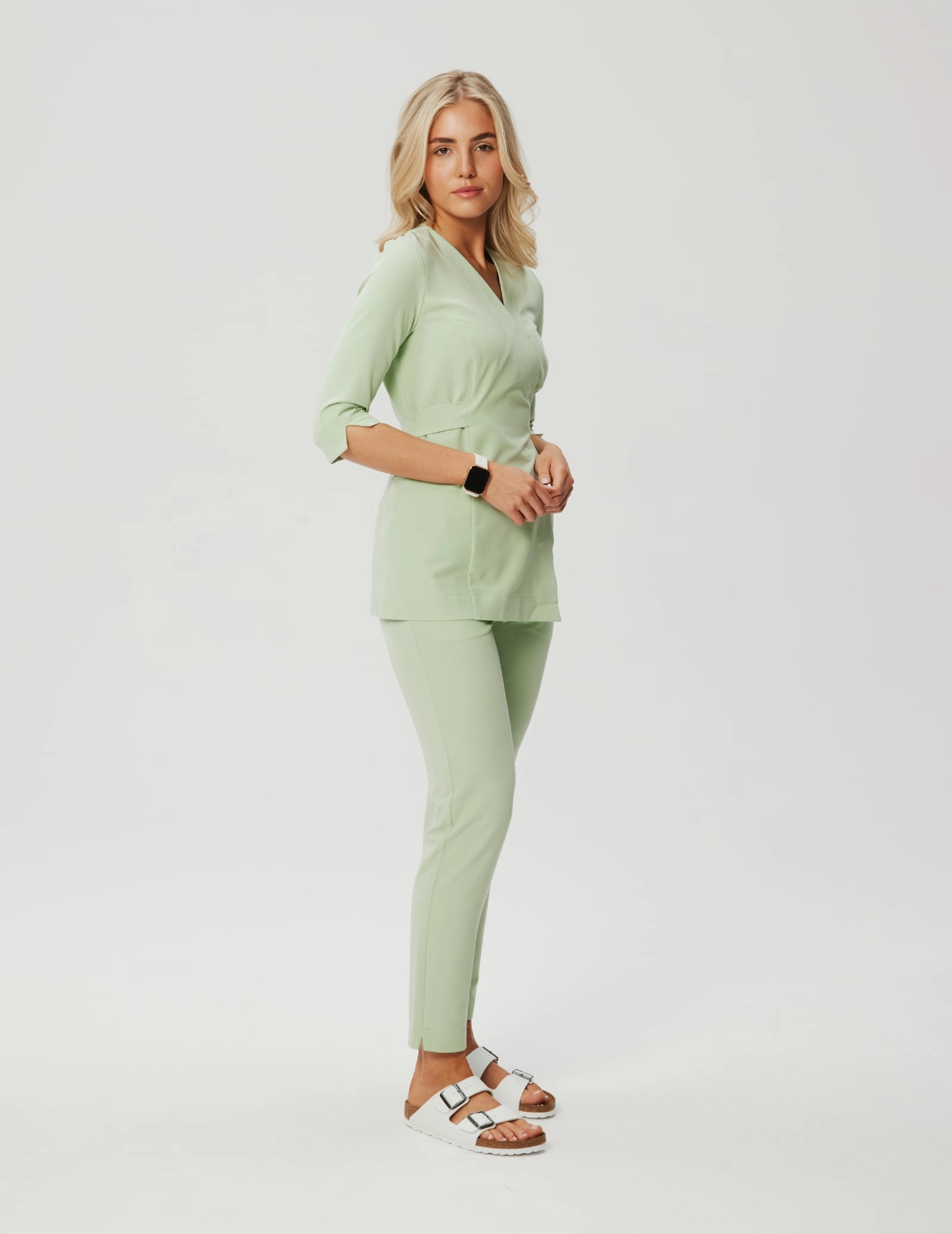 Tied Medical Blouse Rosalie - MATCHA LATTE