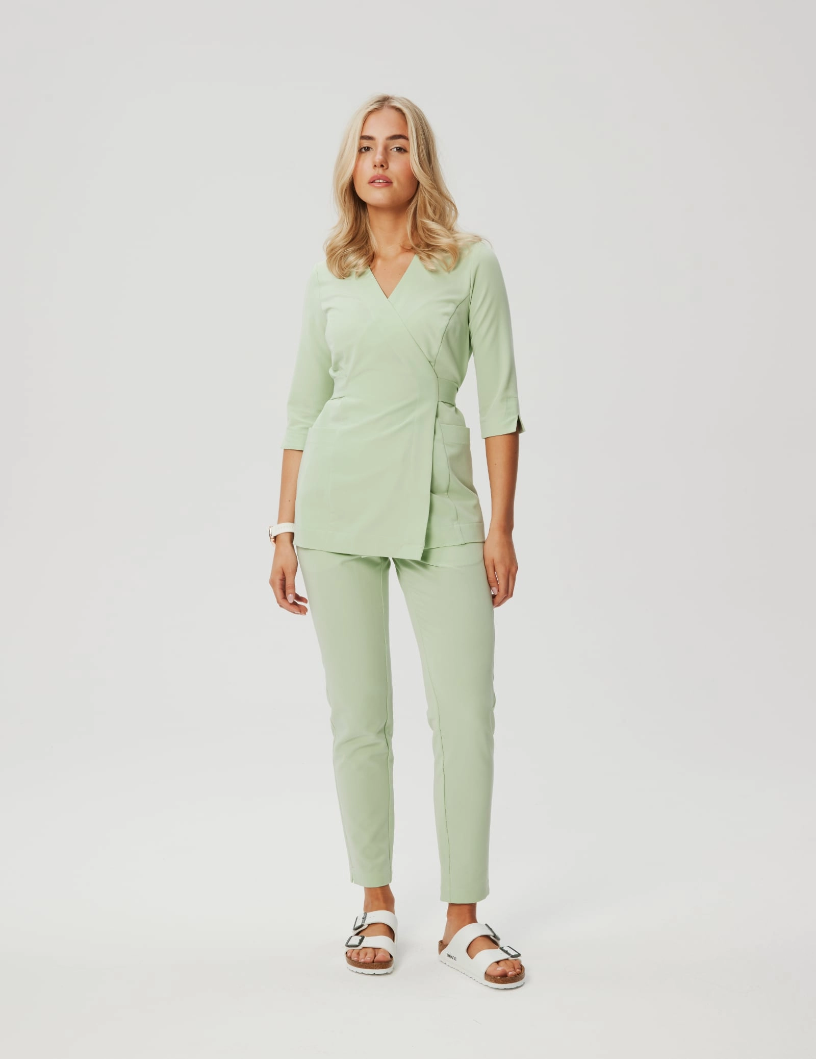 Tied Medical Blouse Rosalie - MATCHA LATTE