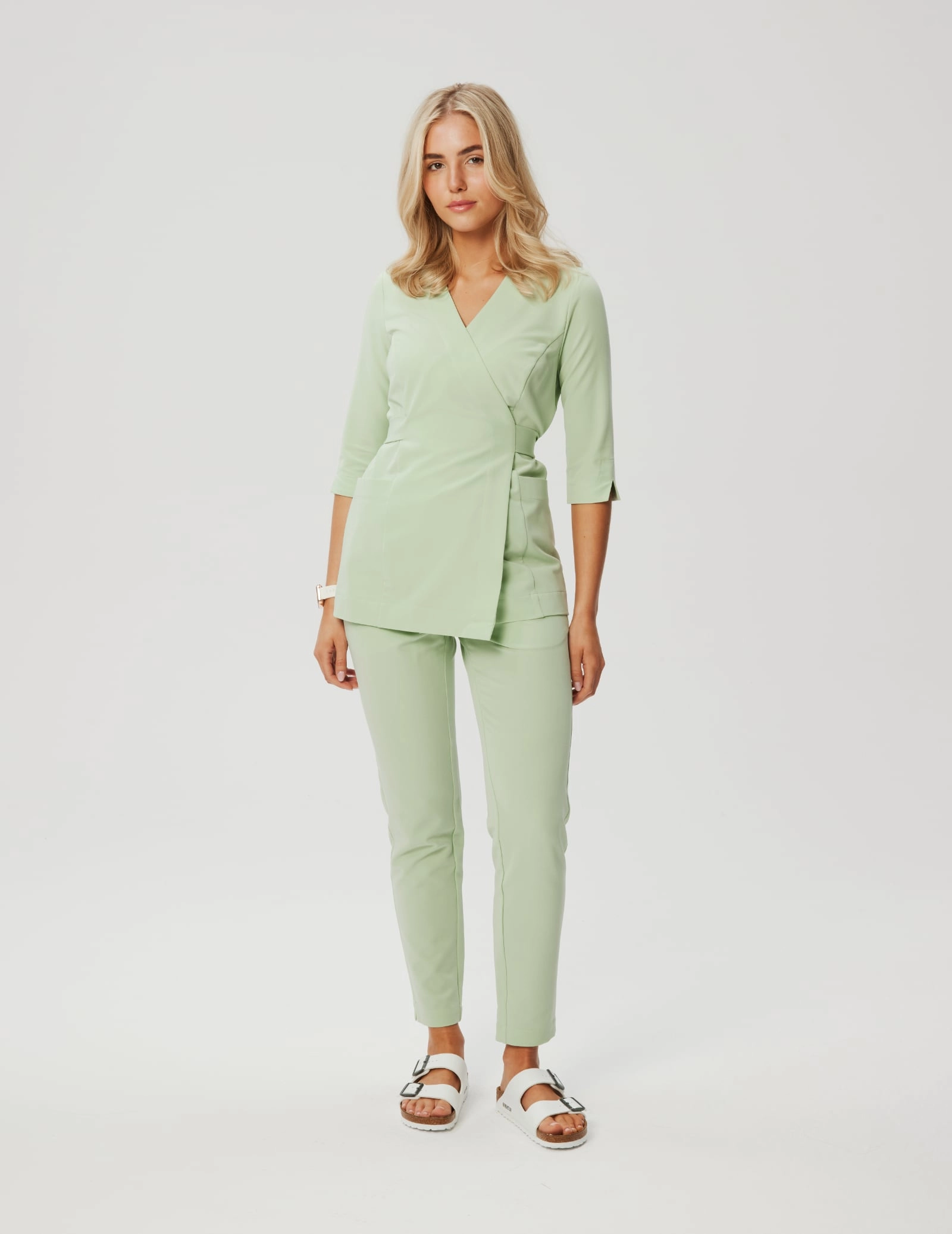 Tied Medical Blouse Rosalie - MATCHA LATTE