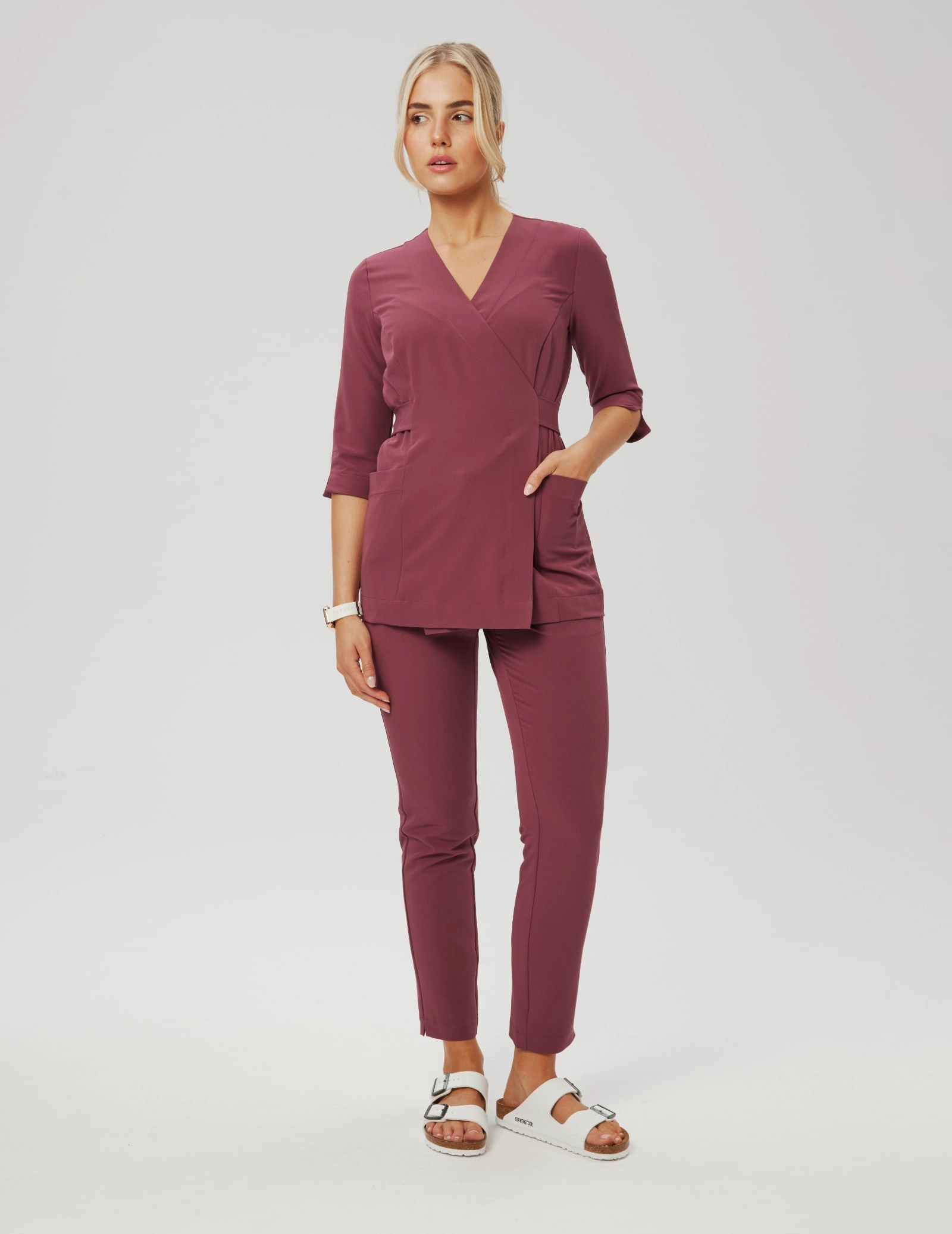 Basic Women`s Pants - MULLED WINE