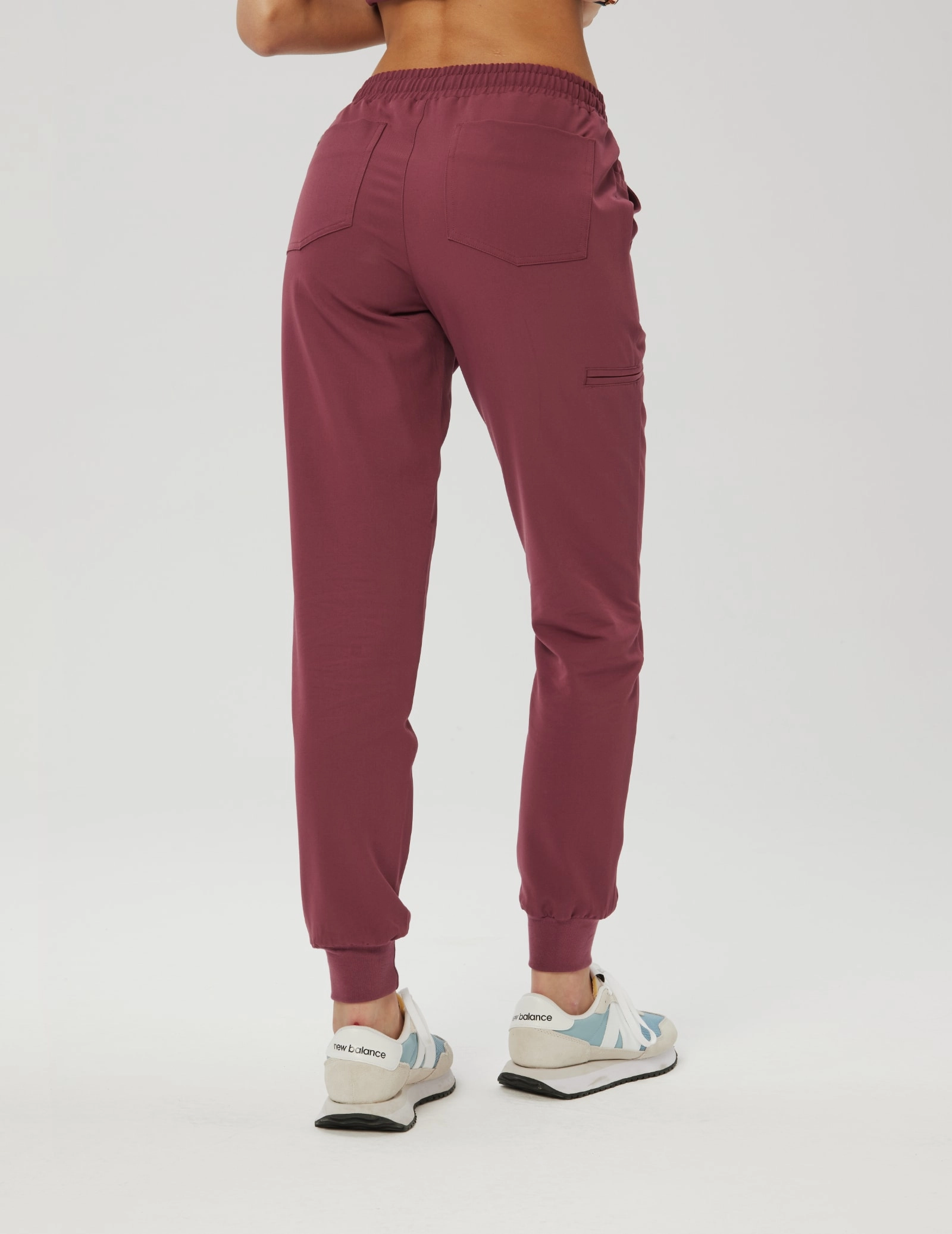 Women`s Jogger Pants - MULLTED WINE